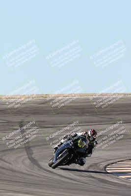 media/Jan-15-2026-Racers Edge (Thu) [[dfebeb70ab]]/3-B Group/Session 2 (Bowl Exit)/